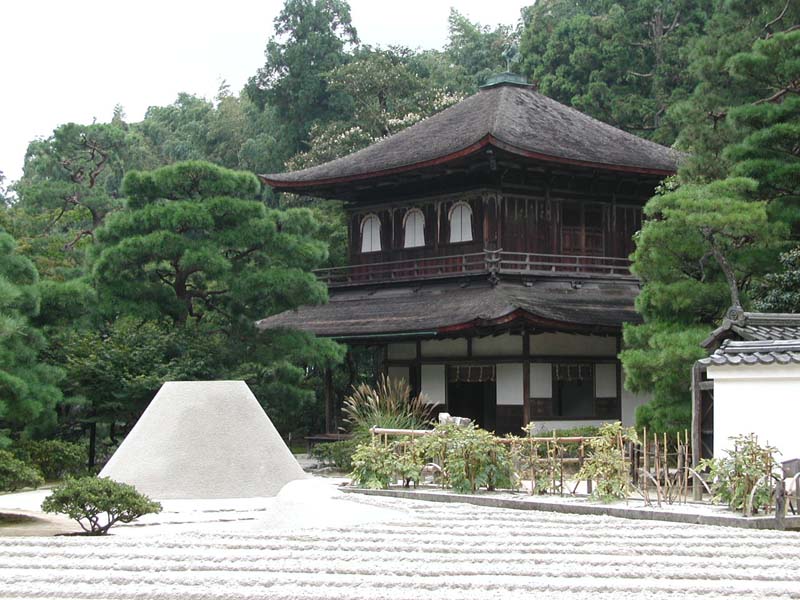 this is one of most famous temple in Japan,too.